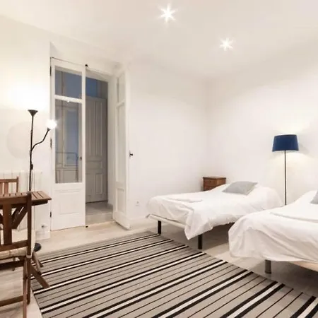 Amazing Down Town, Near Guggenheim. Centrico * 빌바오